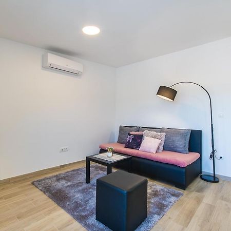 Rogotin Apartment Finta المظهر الخارجي الصورة